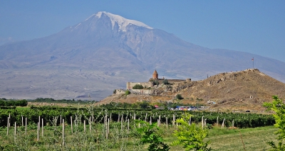 Armenien-Kloster-Chor-Virap-und-Berg-Ararat-1