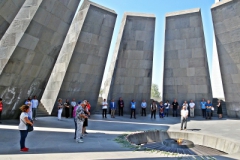 Armenien-Völkermord-Denkmal-Pylonen